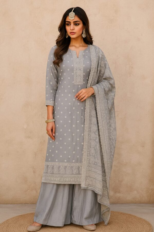 Sunehri Saaz – Grey Chanderi Embroidered Suit Set (Unstitched)
